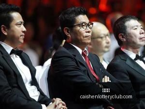 宾利首款电,动旗舰亮相,马力,彩神网,彩票预测,彩票平台,在线投注,数据分析
