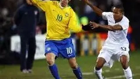 英格兰3-1意大利：贝林厄姆梅开二度凯恩进球，央视网捕捉欧预赛亮点瞬间